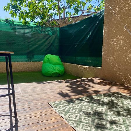 Confortable T2 Avec Jardin Amenage Lézignan-Corbières Dış mekan fotoğraf